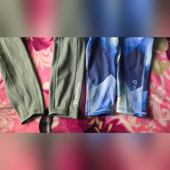 2 Reebok Women's Printed High Rise 7/8 Leggings With Side Pockets. - Picture 7 of 15